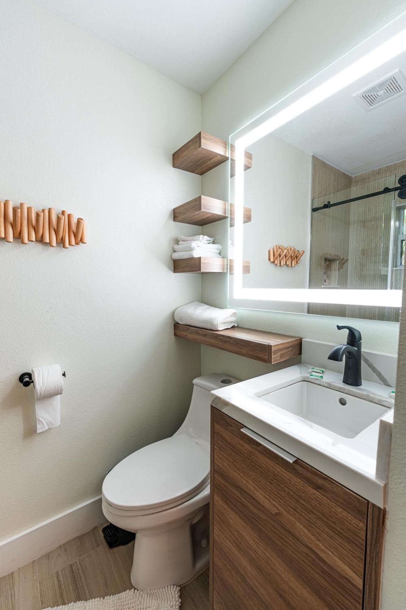 Seahorse Beach Bungalows 포르 피어스 외부 사진